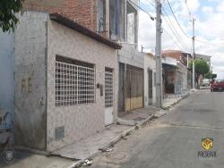#3717 - Casa para Venda em Paulo Afonso - BA