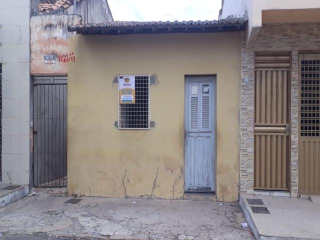 #3850 - Casa para Venda em Paulo Afonso - BA
